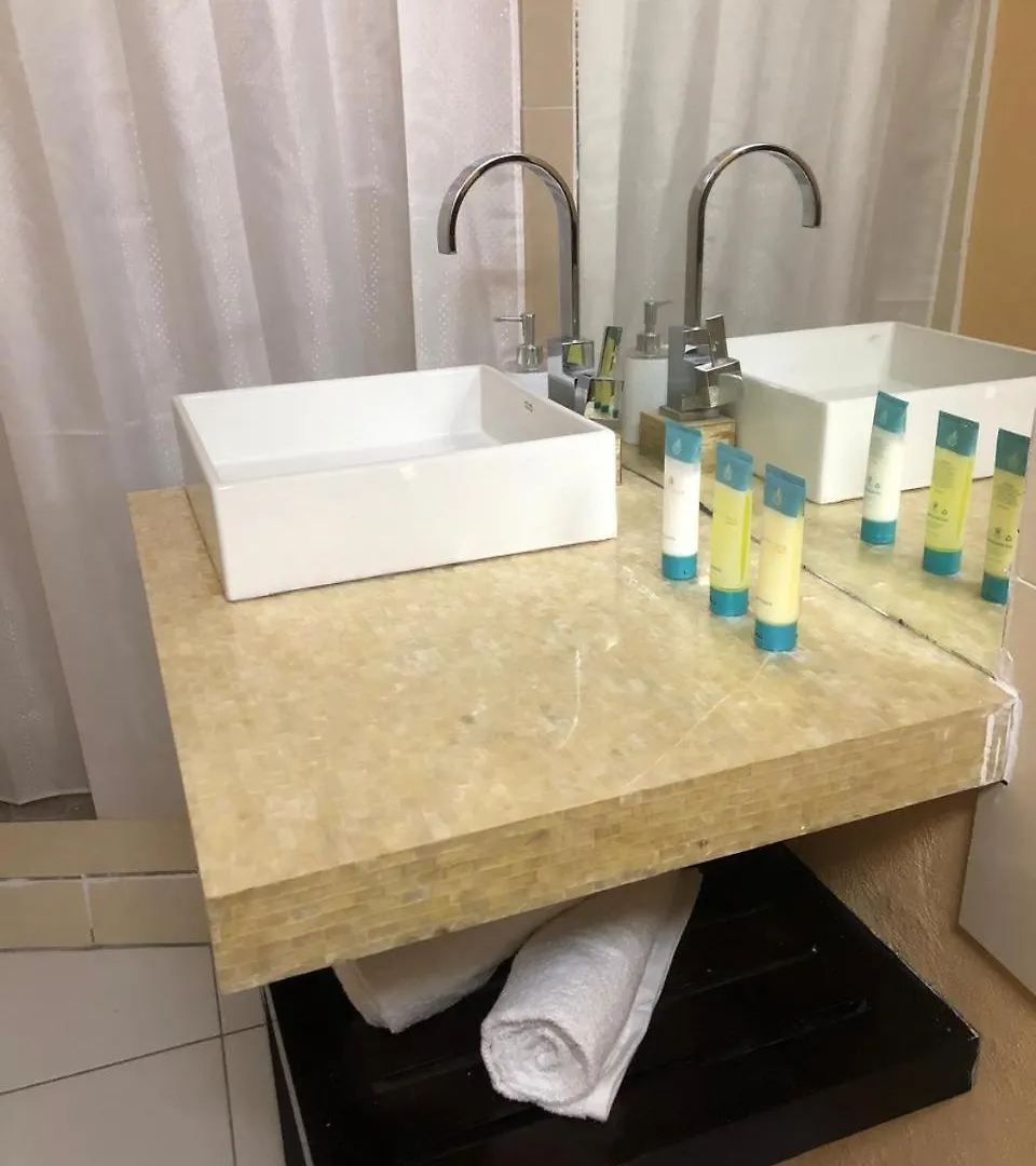 Rodney Bay Bay Heights Escape Aparthotel - Unique Stays 0*, Rodney Bay סנט לוסיה