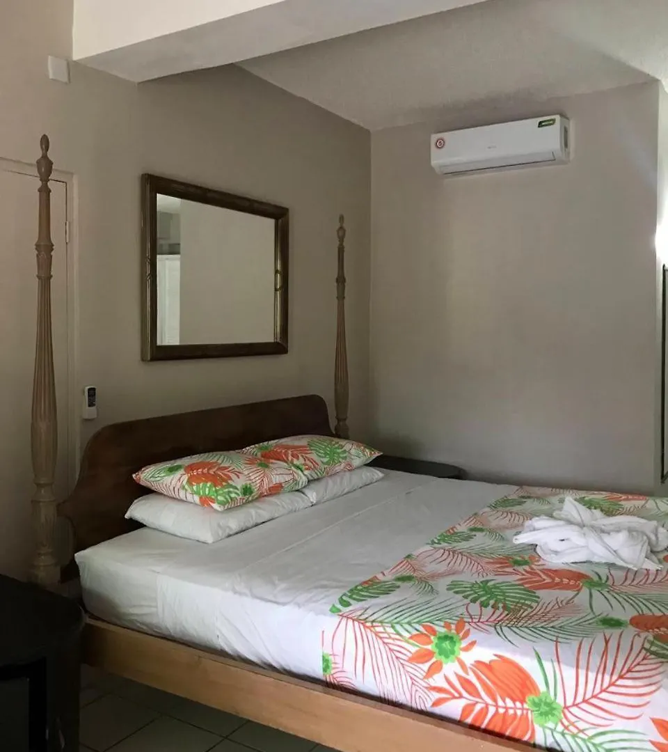 Rodney Bay Bay Heights Escape Aparthotel - Unique Stays Rodney Bay